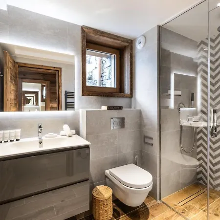 Apartment Chalet Soelden: A Fusion Of Tradition And Modern